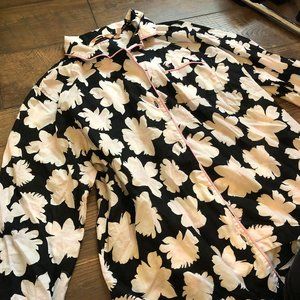 Victoria's Secret Long Sleeve Pajamas